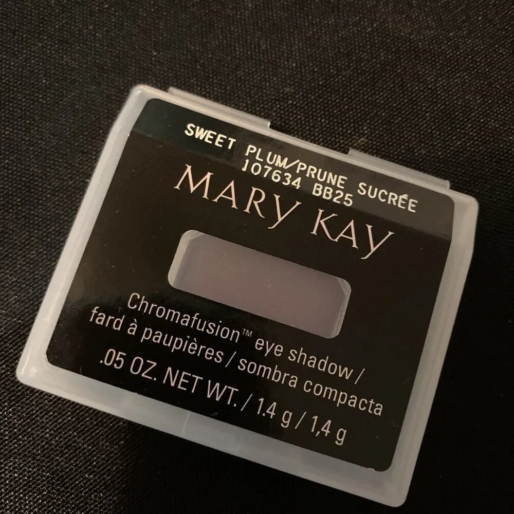 Mary Kay Chromafusion Eye Shadow Sweet Plum Purple Color
